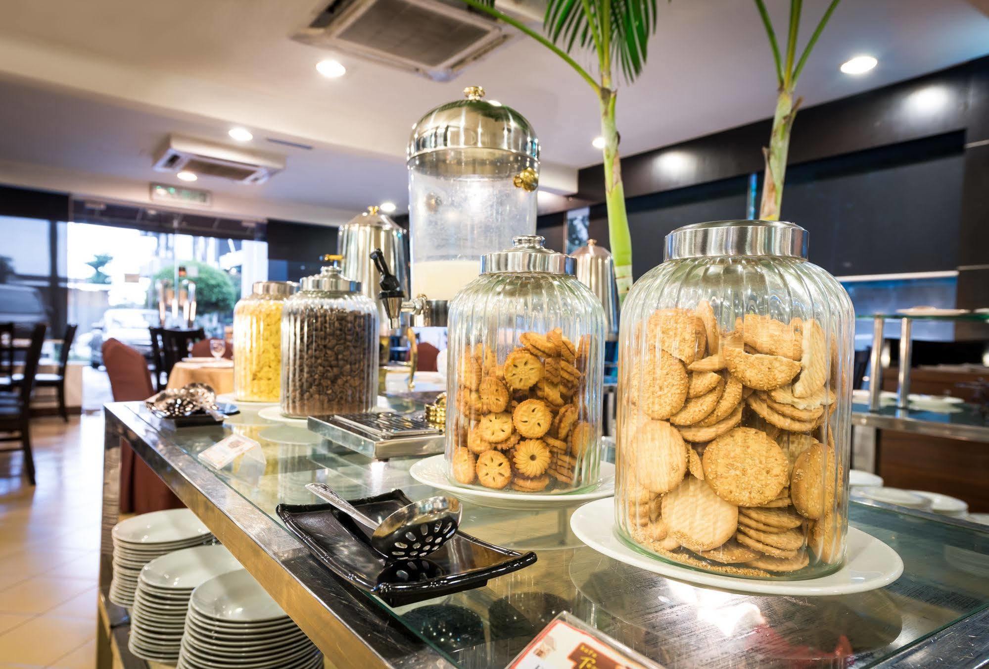 新山中环酒店-伍德兰铜锣 外观 照片